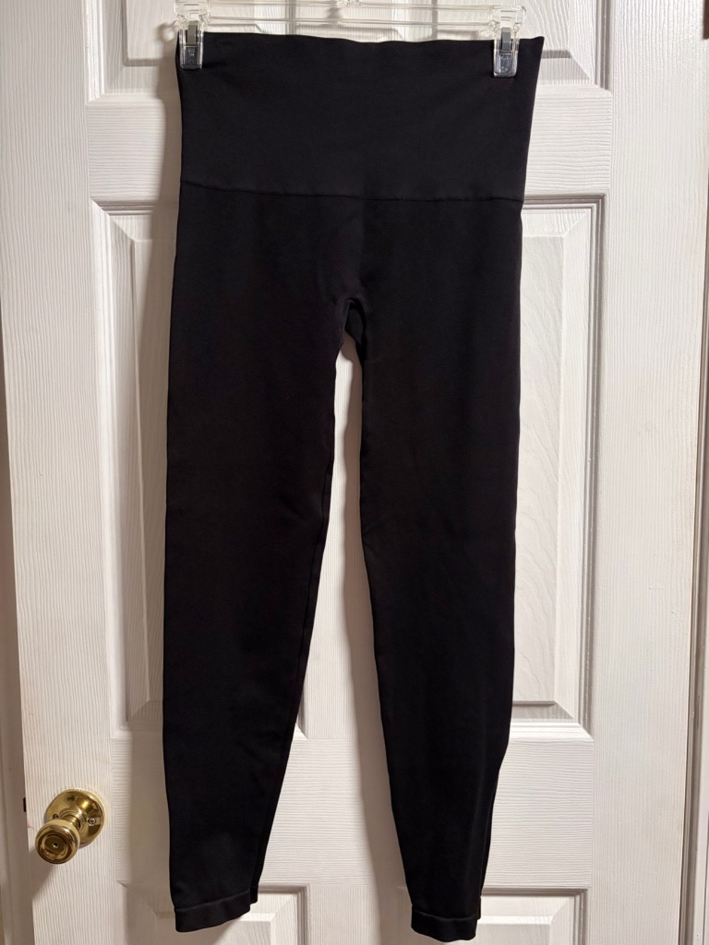 SPANX Seamless Ankle side zip High-Waist Black Leggings